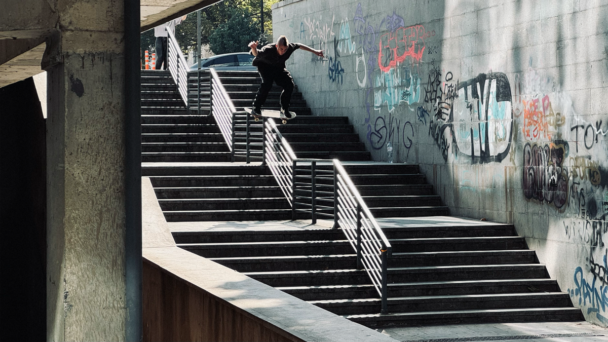 S4 matvey mulutin boardslide in tbilisi georgia photo yakov kan